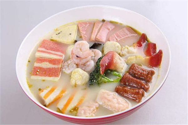椒先生骨汤麻辣烫