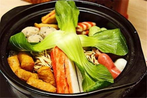 期鲜道砂锅麻辣烫