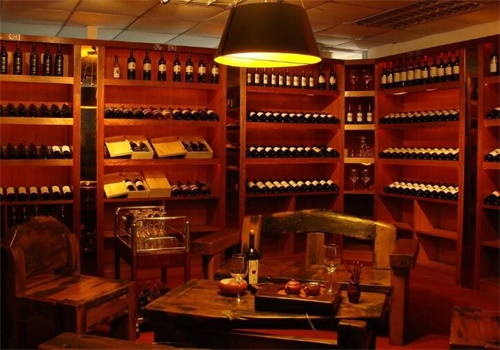 Cellar8号酒窖
