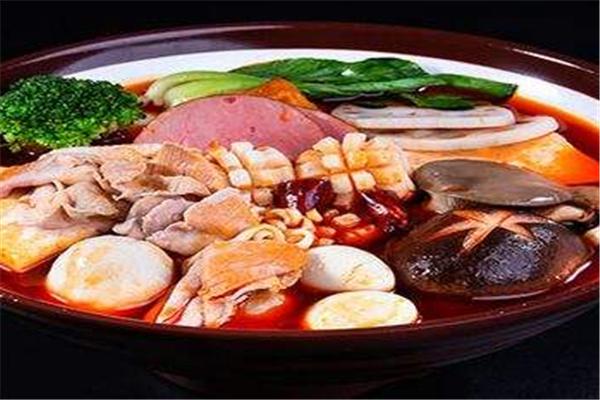 宇新麻辣烫加盟