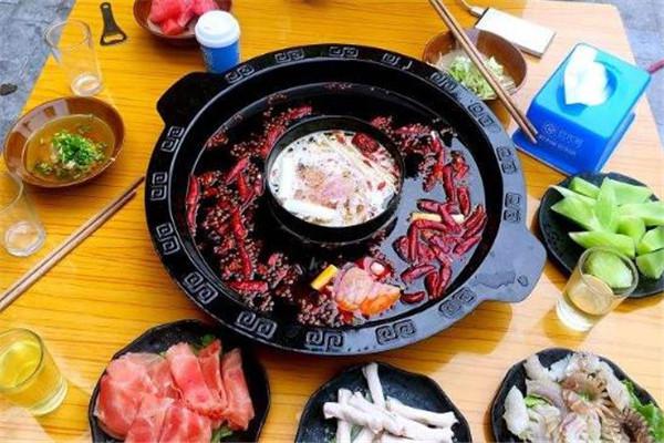 巴山味庄火锅