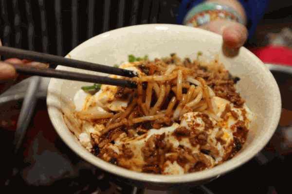 一碗香过桥米线产品 门店图片