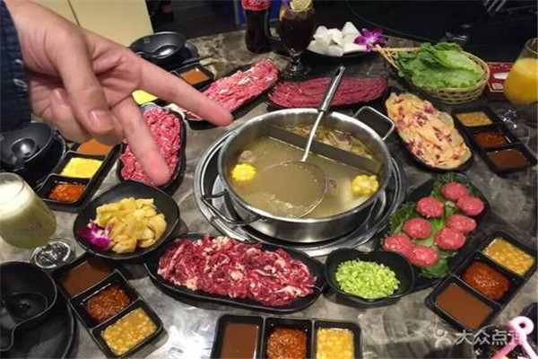 高兴一锅火锅
