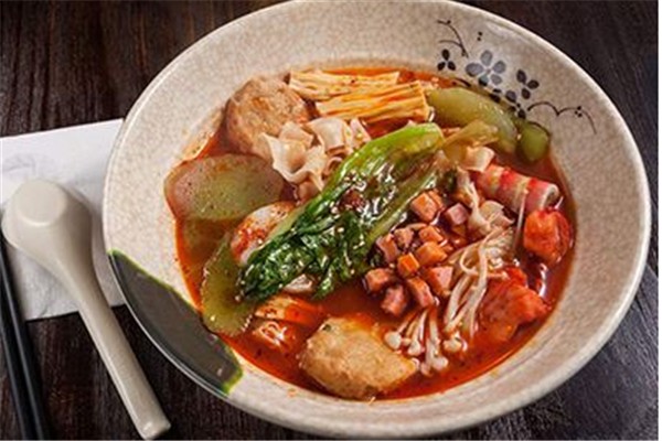 有点烫麻辣烫加盟