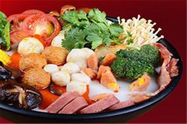 甄辣泥锅麻辣烫