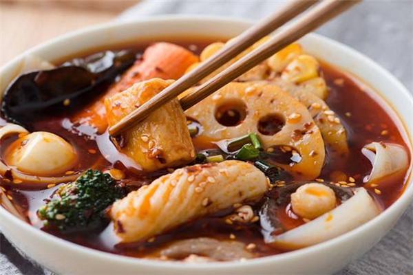 董大厨老式麻辣烫加盟