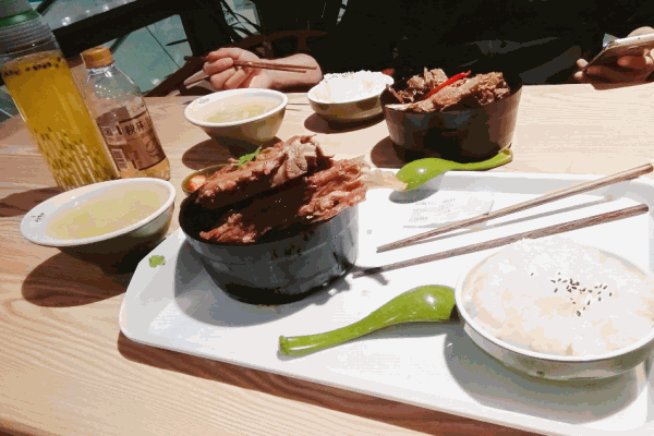 半亩良田排骨米饭产品 门店图片