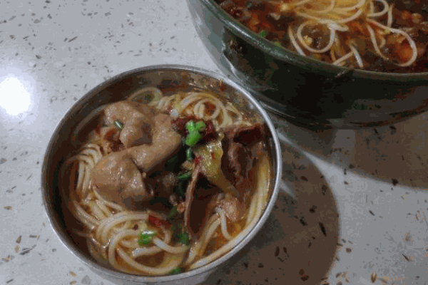 老太婆米线产品 门店图片