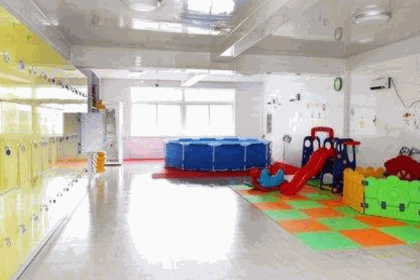 萌贝比婴幼儿游泳馆产品 门店图片