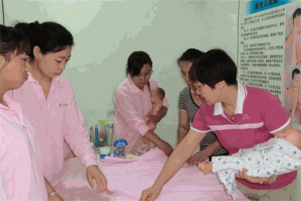 怡亲月嫂产品 门店图片