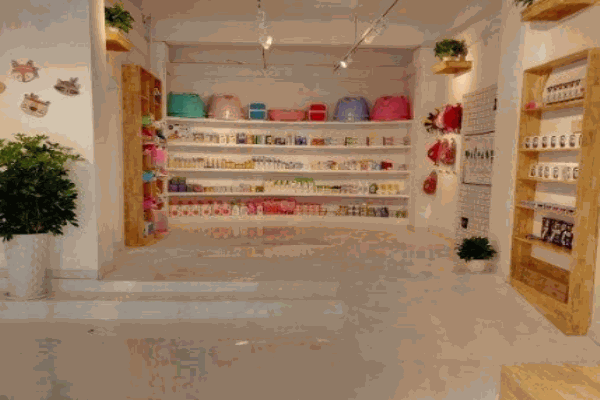 卡依娃母婴店产品 门店图片