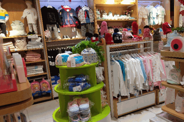 伴宝佳儿母婴店产品 门店图片