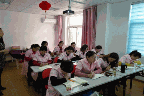 家康母婴护理