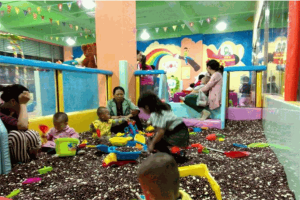 乖比兔儿童乐园产品 门店图片