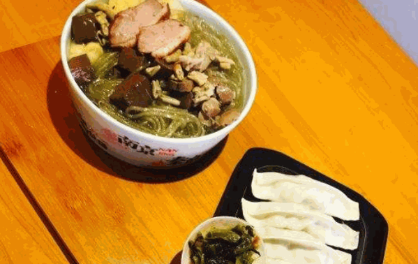 小淮娘鸭血粉丝汤加盟费多少