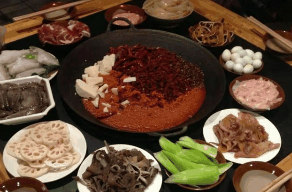 小釜围炉加盟
