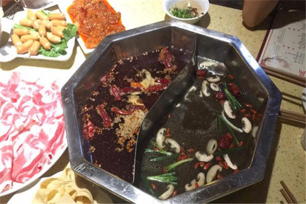 辣天下火锅产品 门店图片
