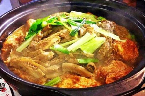 食坊居牛杂火锅加盟