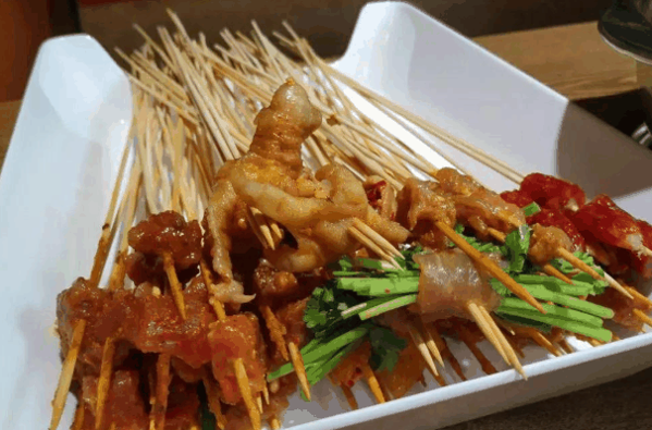 牛签签串串香加盟
