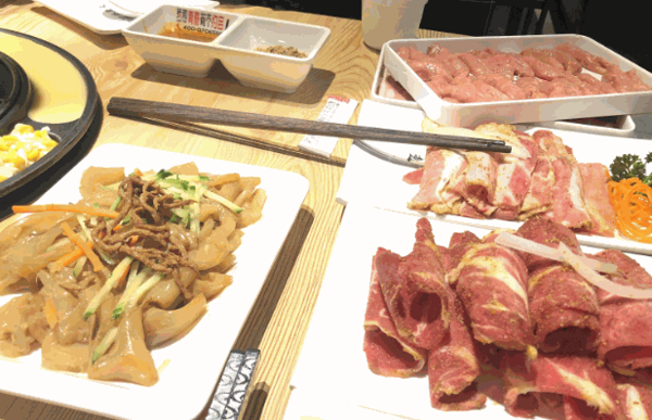 我和青春有个约会烤肉