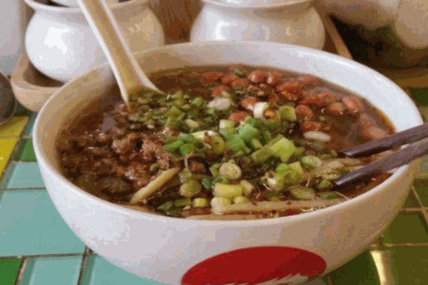 王辣辣酸辣粉产品 门店图片