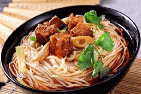 中坜新明牛肉面