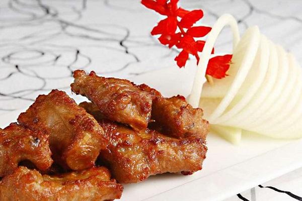 鼎食排骨加盟