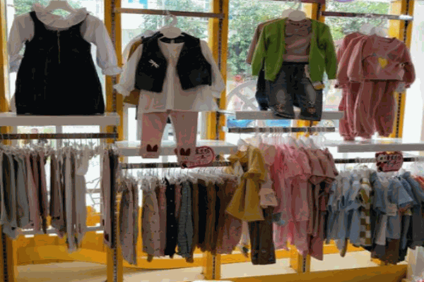 童辉贝贝母婴店产品 门店图片