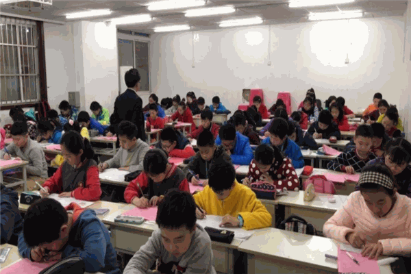 荆楚潮教育