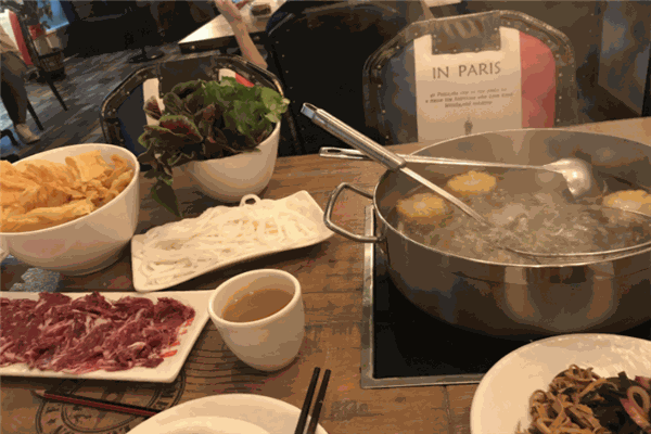 鲜牛道潮汕现切牛肉火锅