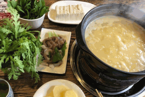 财锅港式打边炉