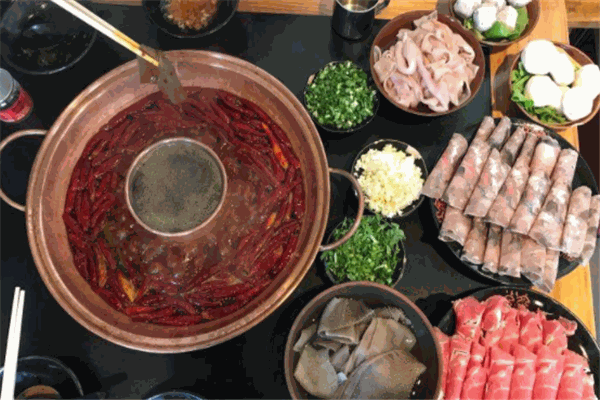 重庆小楼火锅