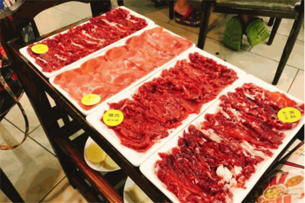 腾强汕头黄牛肉火锅