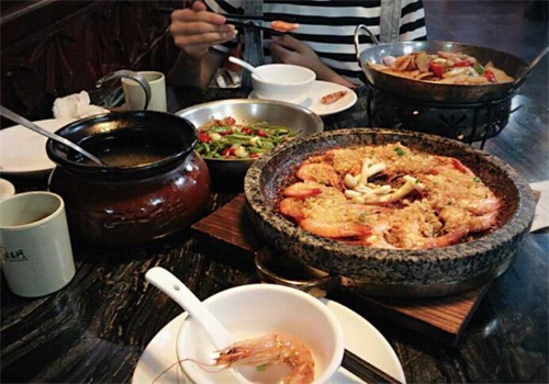 酱出名门中餐