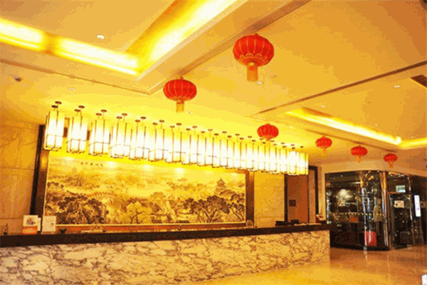 新北纬酒店