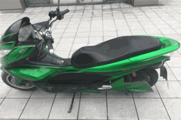 绿源电动车