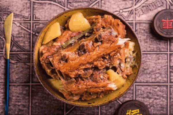 龙骨匠辣骨饭产品 门店图片