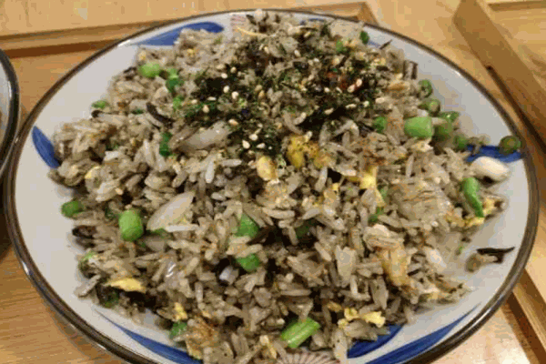 卤板炒饭加盟