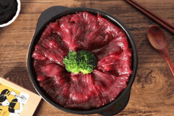 东膳小阿俏焖锅饭产品 门店图片