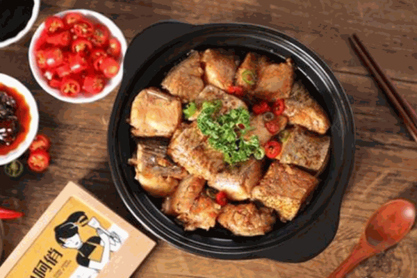 东膳小阿俏焖锅饭产品 门店图片