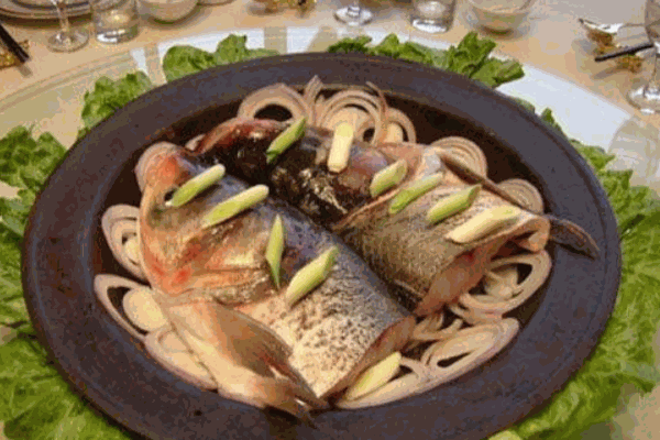 战狼食代铁锅鱼头产品 门店图片