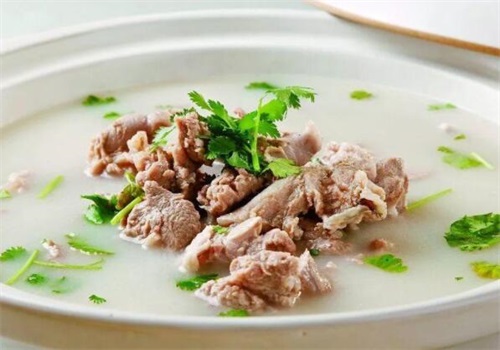 清真羊肉汤