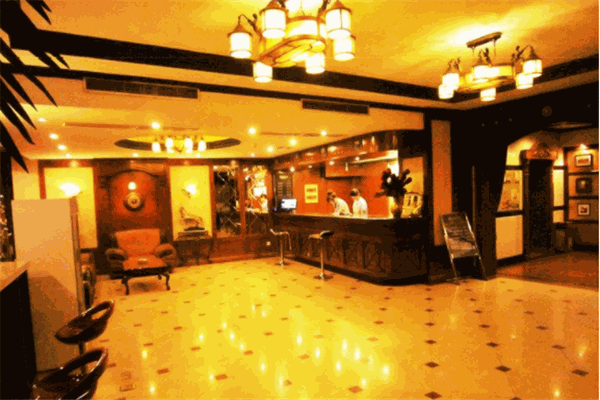 勃莱梅酒店