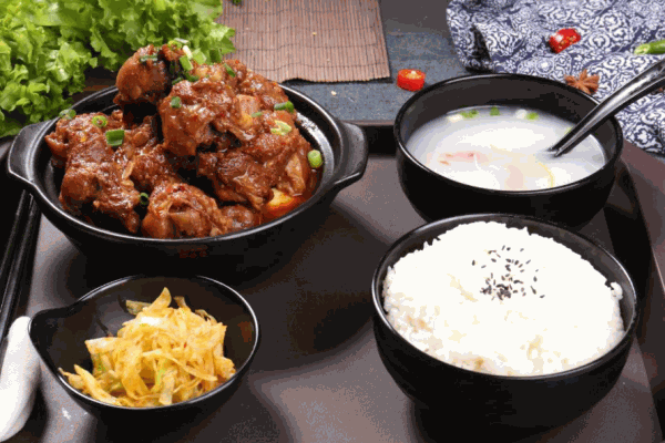 腱骨头排骨米饭产品 门店图片