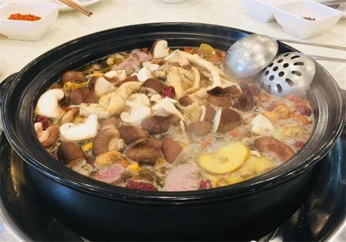 草原清汤鲜黄牛肉
