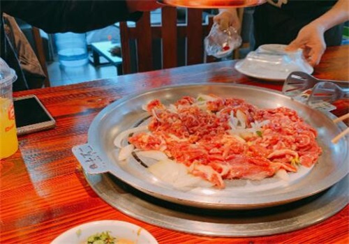 鸽正轩