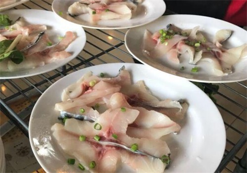 阿甘中山脆肉鲩鱼庄