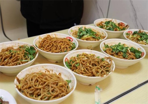 阜阳格拉条