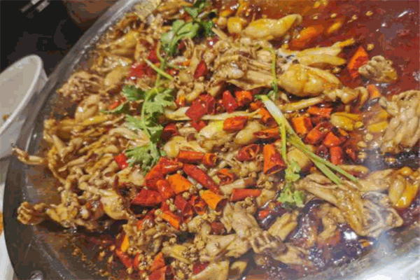 蛙留香美蛙鱼头