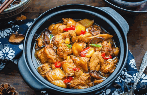 宋一轩黄焖鸡米饭
